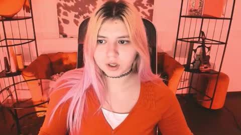 Dia online show from February 9, 8:02 pm