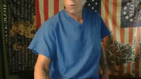 Snapshot of diabolic_yeti76 chatting on November 2, 11:07 pm Yeti online show from November 2, 11:07 pm