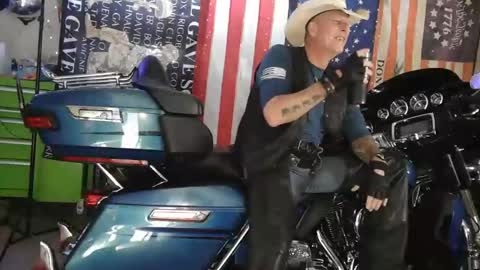 Snapshot of diabolic_yeti76 chatting on February 8, 7:39 pm Yeti online show from February 8, 7:39 pm