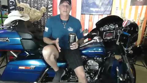 Snapshot of diabolic_yeti76 chatting on February 19, 9:44 pm Yeti online show from February 19, 9:44 pm