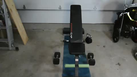 Snapshot of diabolic_yeti76 chatting on February 24, 9:57 pm Yeti online show from February 24, 9:57 pm