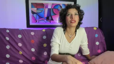 Snapshot of diamond__420 chatting on July 16, 2:23 pm diamond__420 online show from July 16, 2:23 pm
