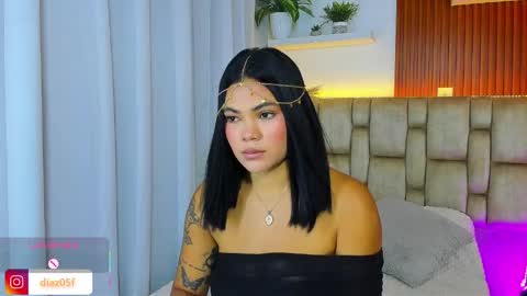 diamond_canela online show from May 26, 3:35 am