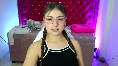 diamond_juliana_ online show from April 21, 3:13 am