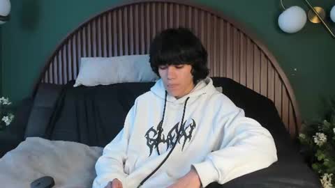 diamond_twink online show from July 22, 8:06 am