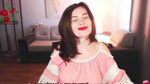 Diana DeLua online show from May 4, 8:32 am