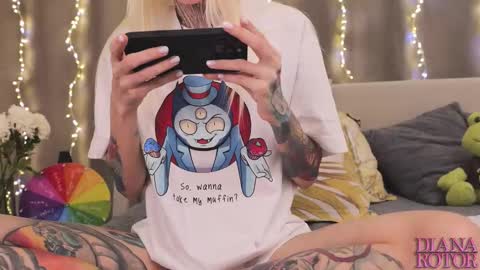 Snapshot of diana_rotor chatting on December 3, 12:03 pm Diana online show from December 3, 12:03 pm