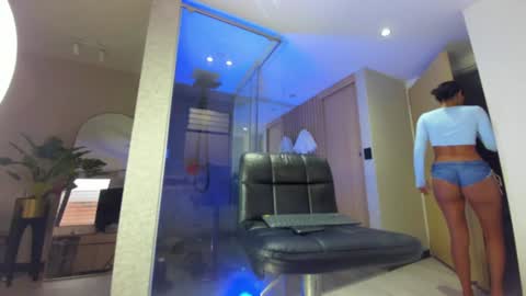 Snapshot of dianac1998 chatting on November 27, 9:06 pm dianac1998 online show from November 27, 9:06 pm