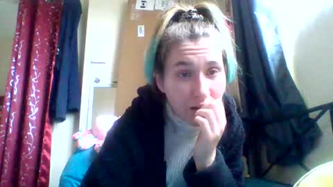 Snapshot of dianarussell864 chatting on March 31, 4:18 pm dianarussell864 online show from March 31, 4:18 pm