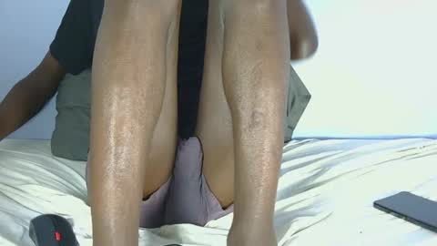 dick_giantcouples online show from April 10, 2:28 am