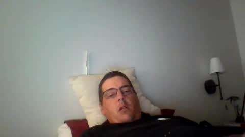 Snapshot of dickcashflow chatting on July 2, 3:23 am dickcashflow online show from July 2, 3:23 am