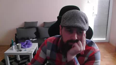 Snapshot of dickstaza chatting on March 12, 9:44 am dickstaza online show from March 12, 9:44 am