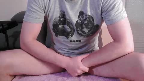 Snapshot of dickstaza chatting on October 3, 12:02 pm dickstaza online show from October 3, 12:02 pm