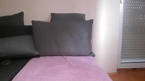 Snapshot of dickstaza chatting on October 31, 11:44 am dickstaza online show from October 31, 11:44 am