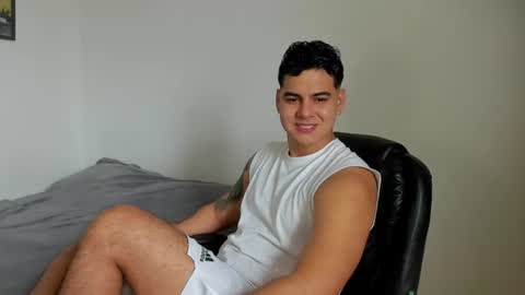 Snapshot of diego_cazas chatting on July 3, 3:18 pm DIEGO CAZAS online show from July 3, 3:18 pm