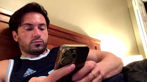 diegodavids online show from December 11, 9:34 pm