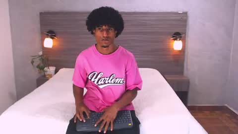 dilan_hall online show from June 20, 7:38 pm