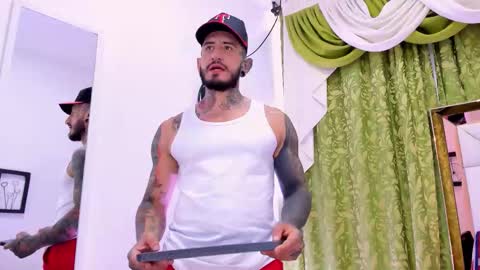 Snapshot of dilan_scootk_ chatting on November 26, 7:26 pm dilan_scootk_ online show from November 26, 7:26 pm