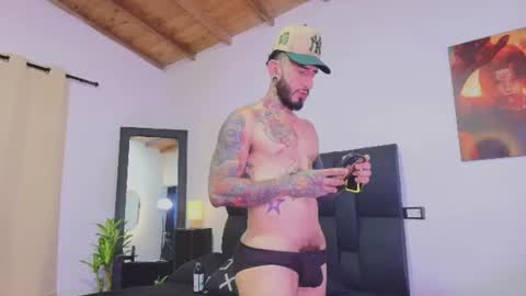 Dilan Scootk online show from June 23, 7:01 pm