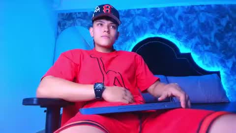dilanmiller_ online show from July 6, 5:04 pm