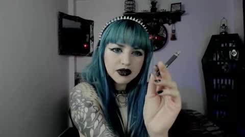 Snapshot of dimmuanddarkness chatting on February 25, 3:54 pm dimmuanddarkness online show from February 25, 3:54 pm