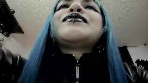 Snapshot of dimmuanddarkness chatting on March 22, 10:24 pm dimmuanddarkness online show from March 22, 10:24 pm