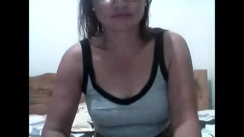 Snapshot of dimple_42 chatting on June 3, 10:51 am Dimple online show from June 3, 10:51 am