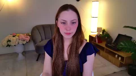 Snapshot of dina_peach chatting on July 1, 6:15 am Dina online show from July 1, 6:15 am
