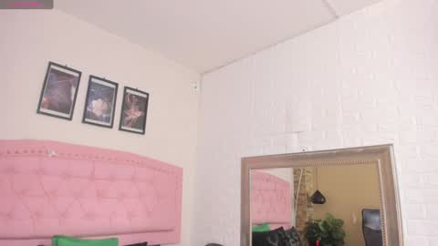 DIOSA online show from February 4, 2:49 am