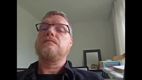 dirkkie1975 online show from February 24, 1:31 pm