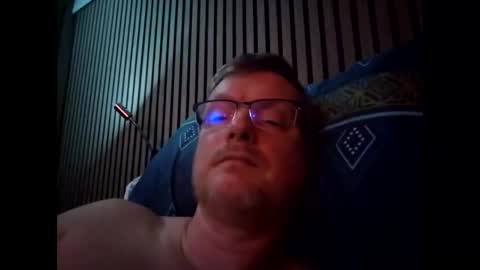 dirkkie1975 online show from March 8, 9:51 pm