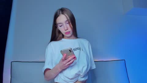 Hailey online show from January 23, 7:11 am