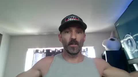 dirty_birdy_ online show from April 7, 6:19 pm