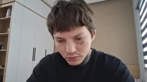 dirtymercedes online show from June 7, 3:54 am