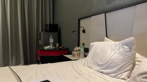 buy tokens with link  online show from April 1, 1:01 pm