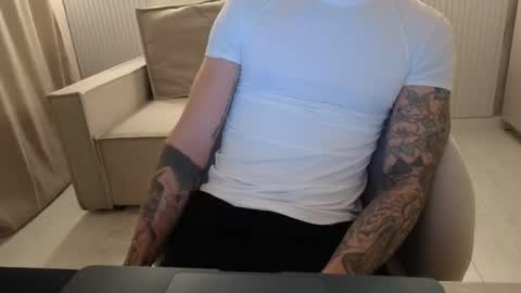 Snapshot of dirtyprettyboi chatting on July 16, 11:22 pm buy tokens with link online show from July 16, 11:22 pm