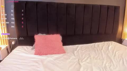 Soffie - Valentina - Yuya  Astro online show from March 13, 11:44 pm