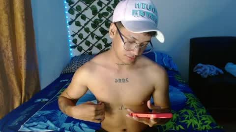 dirtyslimlatin online show from May 15, 3:02 am