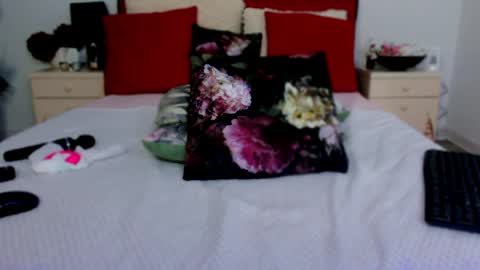 Chloe online show from March 30, 8:59 am