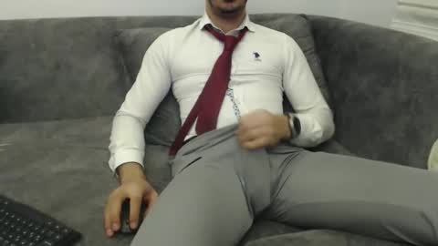 dirtyybooyy77 online show from April 5, 7:33 pm