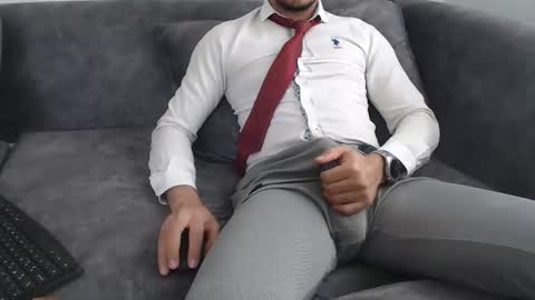 dirtyybooyy77 online show from April 14, 9:37 am