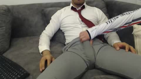 dirtyybooyy77 online show from April 18, 7:58 pm