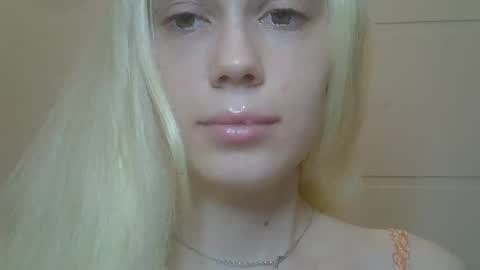 DitaReVirax online show from April 10, 4:12 pm