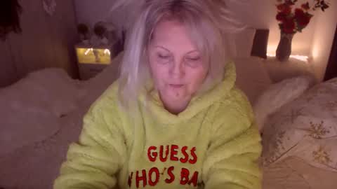 Alexxa online show from February 12, 10:38 pm