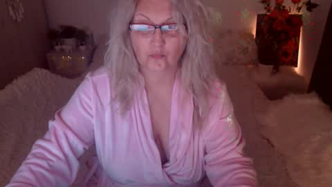 Alexxa online show from February 22, 5:55 pm