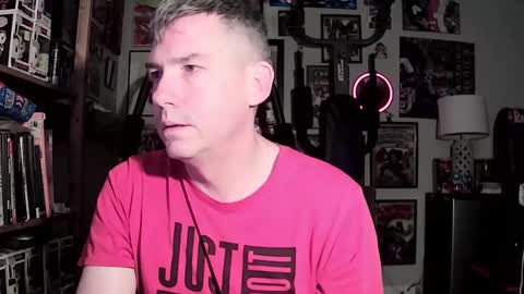 dix_handley_50 online show from February 5, 12:49 pm