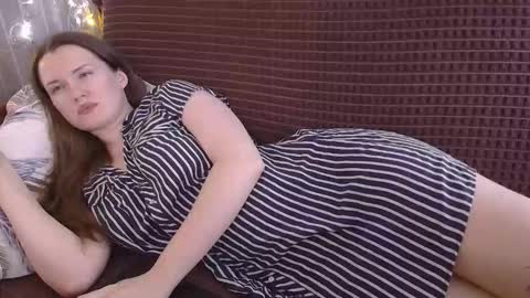 Dixiemiller online show from December 3, 1:42 pm