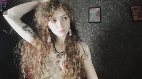 Snapshot of dizer_clop chatting on November 8, 3:23 pm Dizer online show from November 8, 3:23 pm