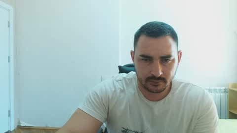 Snapshot of djmute chatting on June 18, 8:14 am STR8 BOYv online show from June 18, 8:14 am