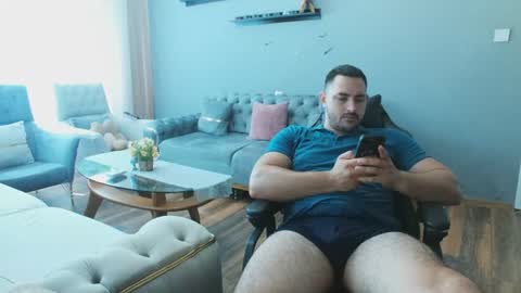 Snapshot of djmute chatting on July 18, 7:01 am STR8 BOYv online show from July 18, 7:01 am